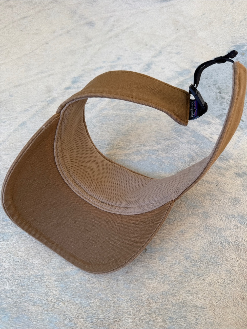Patagonia Tan Visor with Multicolor Logo Patch - Picture 4 of 5